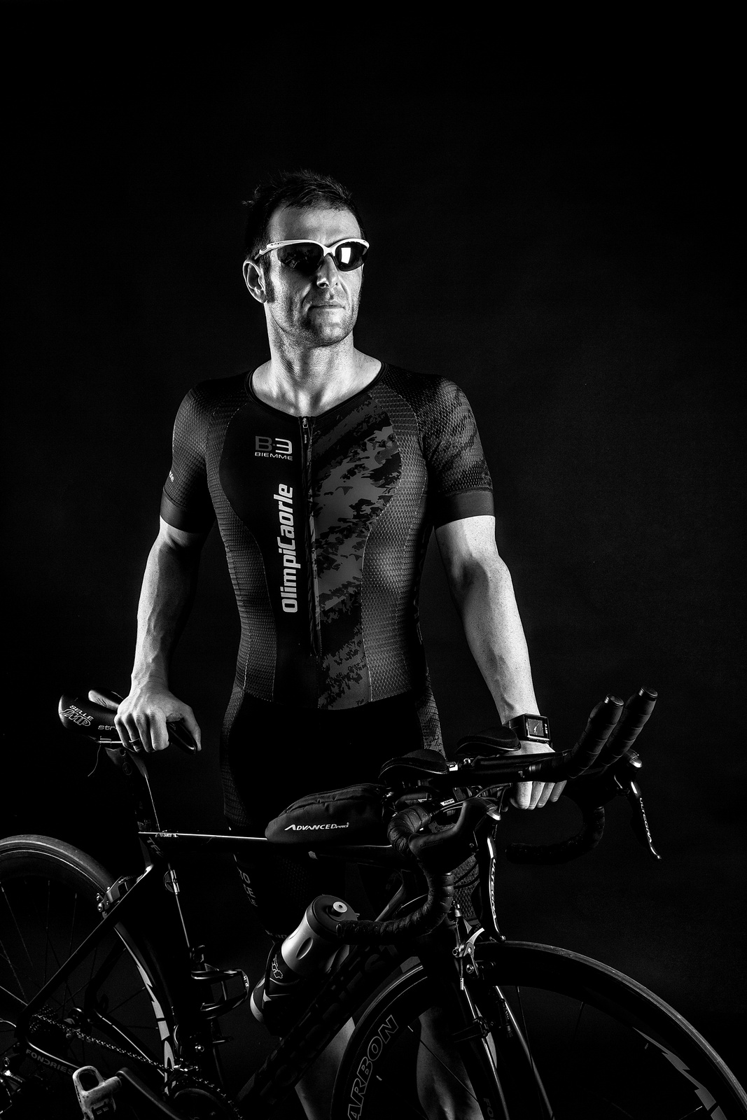 Alessandro con bici da corsa